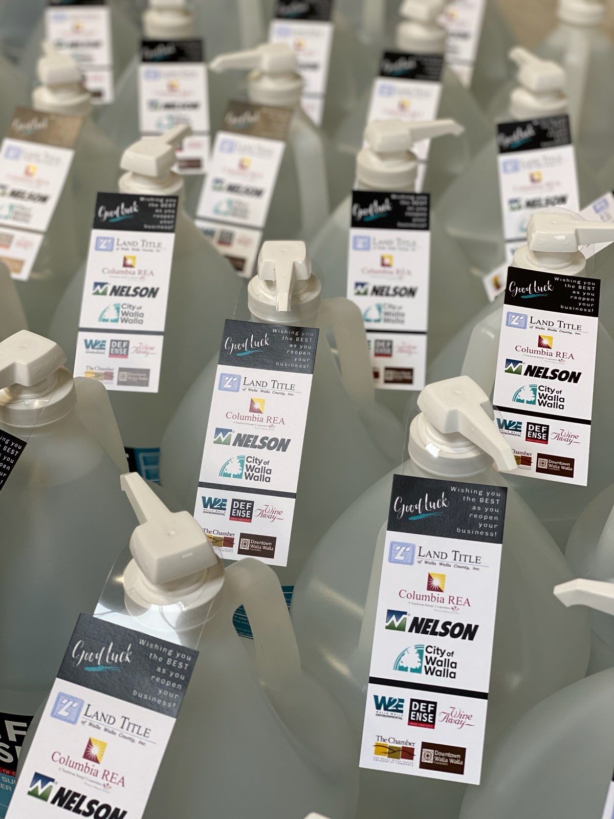 Walla Walla companies gives out more than 100 free sanitizers